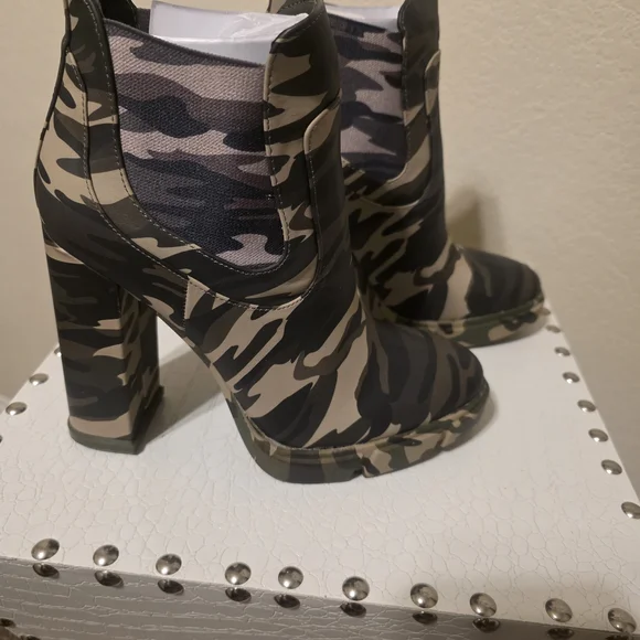 Gianni Bini Camouflage High Heel Booties - Picture 1 of 1